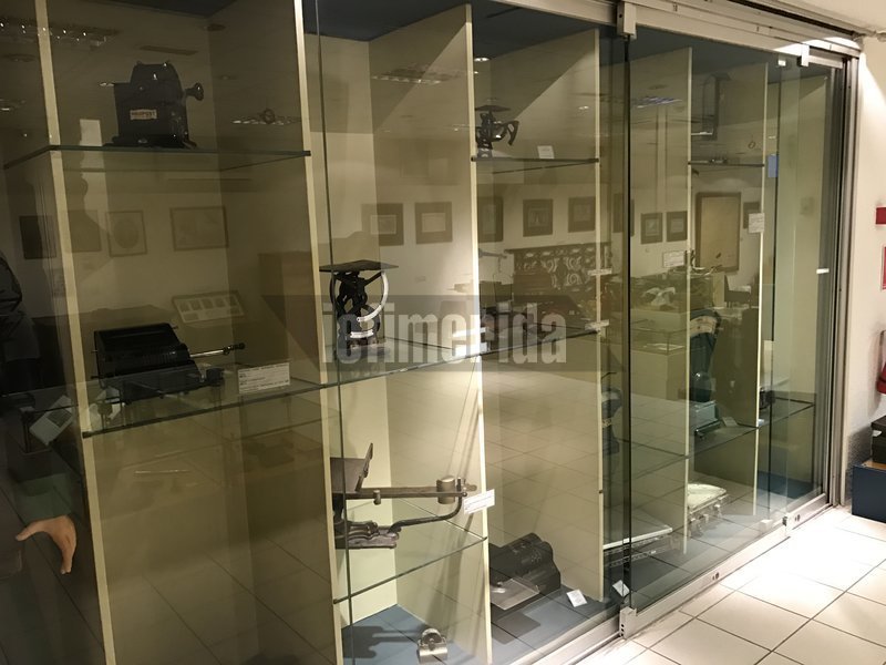 Αυτό το μουσείο είναι ένα από τα καλύτερα κρυμμένα μυστικά της Αθήνας -Με γραμματόσημα και άλλους θησαυρούς [εικόνες] | iefimerida.gr 12