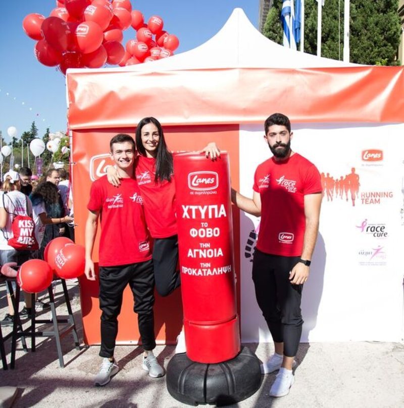 Η Lanes στάθηκε στο πλευρό των γυναικών συμμετέχοντας στο 10ο Race for The Cure | iefimerida.gr 2