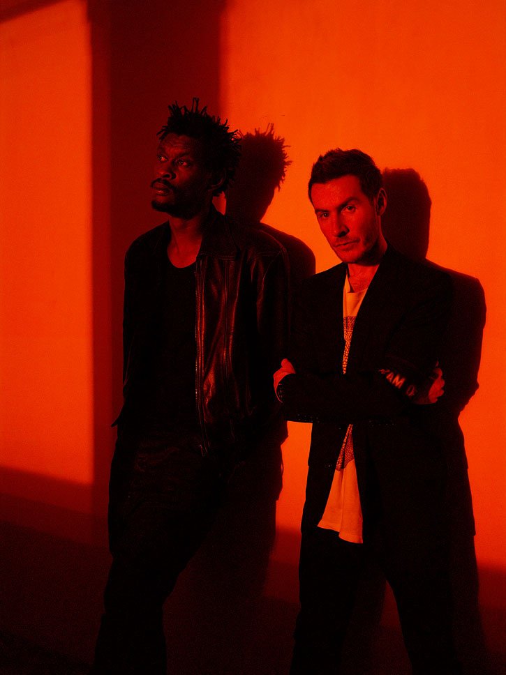 O Daddy G και ο Robert Del Naja των Massive Attack κυκλοφόρησαν το Mezzanine το 1998.