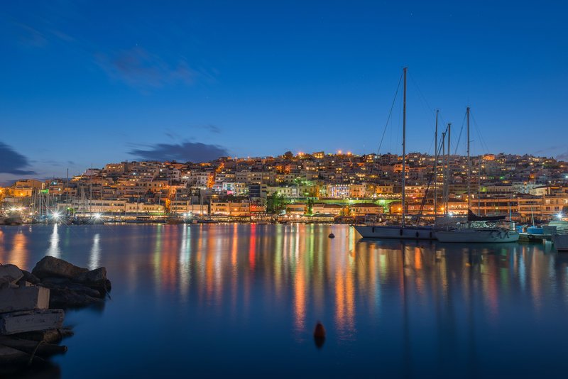 5 μέρη για περπάτημα στην Αθήνα- Σε πάρκα, στενά που θυμίζουν Κυκλάδες ή δίπλα στην θάλασσα [εικόνες]  | iefimerida.gr 1