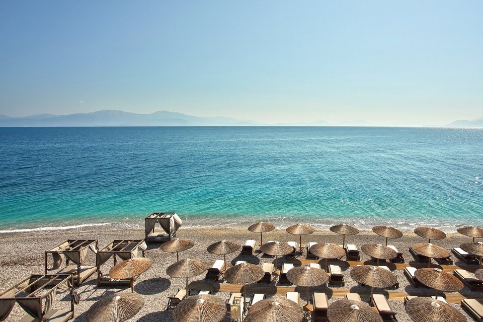 Μια βίλα του Αγγελου Σικελιανού έγινε χλιδάτο ξενοδοχείο στη Συκιά Κορινθίας [εικόνες] | iefimerida.gr 7