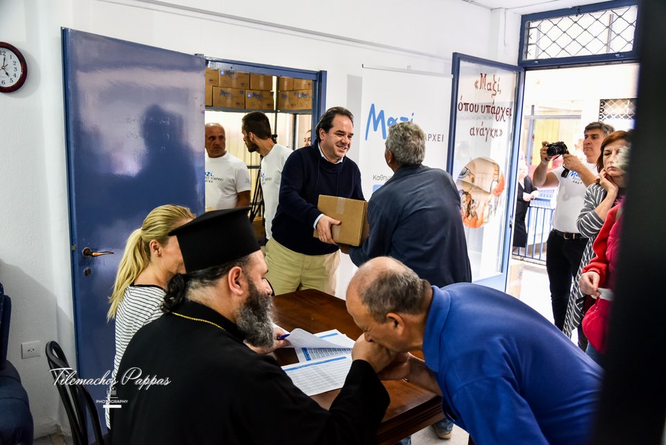 Η «Αποστολή» και ο Μασούτης γεμίζουν το τραπέζι δεκάδων άπορων οικογενειών [εικόνες] | iefimerida.gr 4