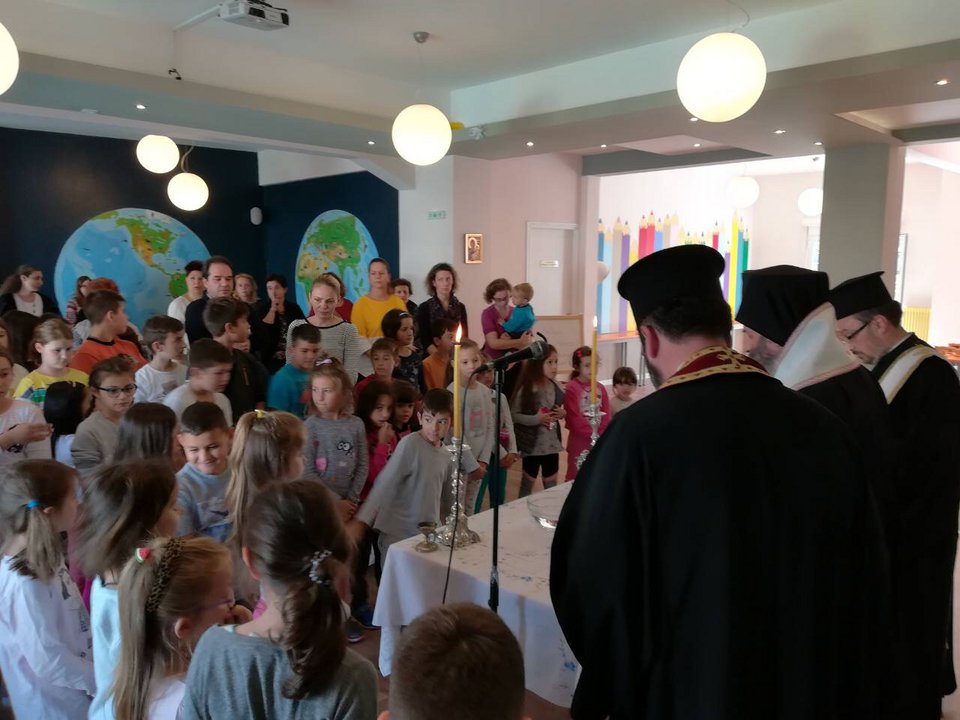 Η «Αποστολή» και ο Μασούτης γεμίζουν το τραπέζι δεκάδων άπορων οικογενειών [εικόνες] | iefimerida.gr 6