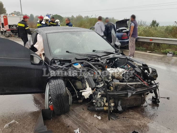 Το τροχαίο στην διασταύρωση της Νέας Εθνικής Οδού με την Παλαιά στη Στυλίδα.