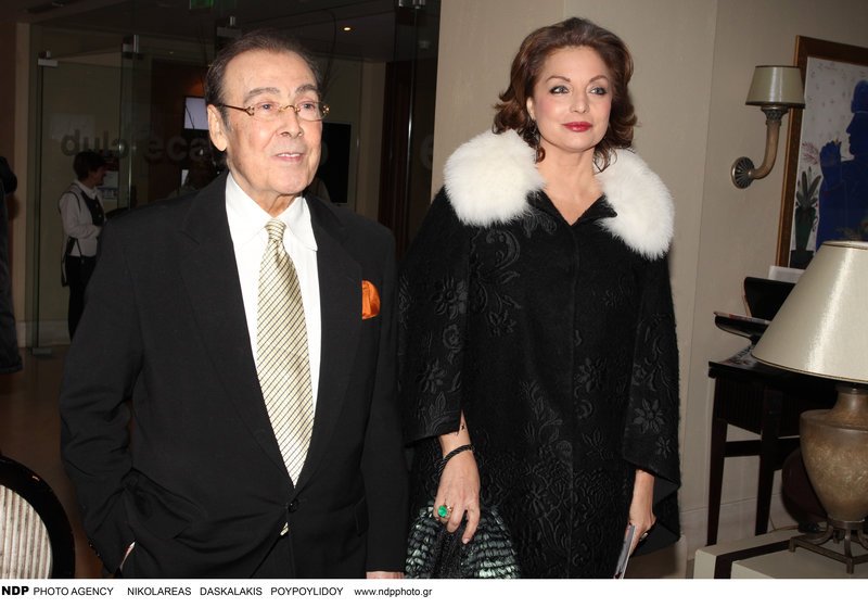 Τόλης Βοσκόπουλος: Οι έρωτες και η καριέρα του τραγουδιστή που από παιδί είχε έναν καημό, το θέατρο! [εικόνες] | iefimerida.gr 12