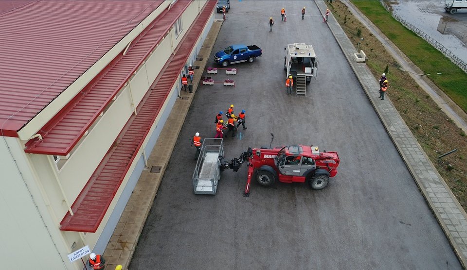 Κοζάνη: Aσκηση για ισχυρό σεισμό εντός των ορυχείων της ΔΕΗ	[εικόνες] | iefimerida.gr 5