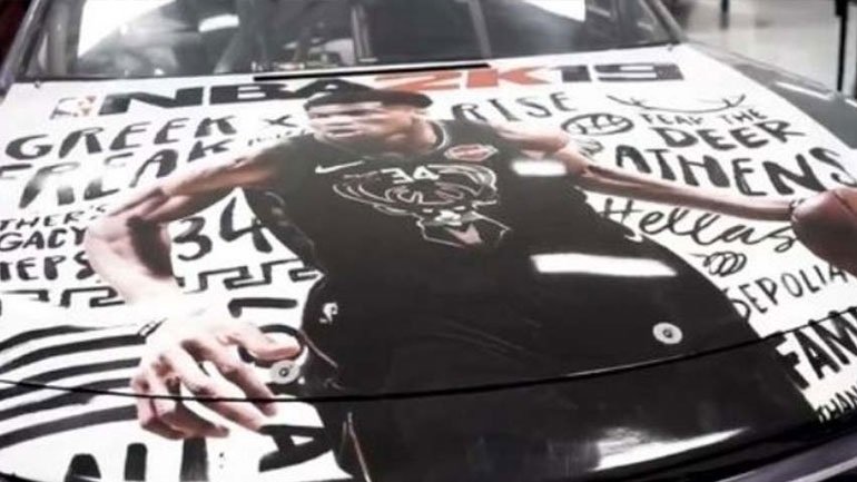 Ο Γιάννης Αντετοκούνμπο σε... καπό αυτοκινήτου του Nascar [εικόνα] | iefimerida.gr 0