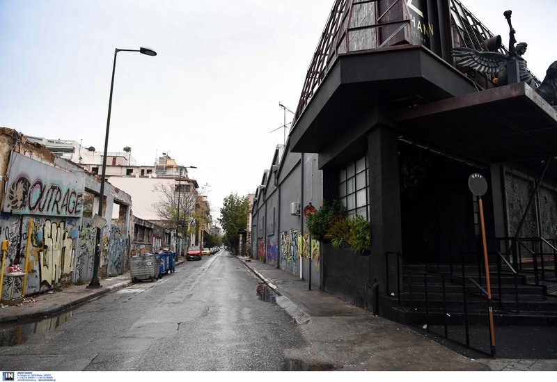 Βγήκαν όπλα έξω από νυχτερινό κέντρο στην Ιερά Οδό -Αγρια συμπλοκή ανάμεσα σε πελάτες | iefimerida.gr 3