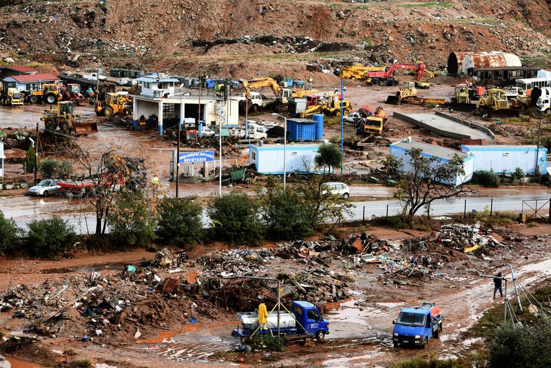 Σε αυτό το σημείο εντοπίστηκε ακόμα μια σορός -Φωτογραφία: Eurokinissi