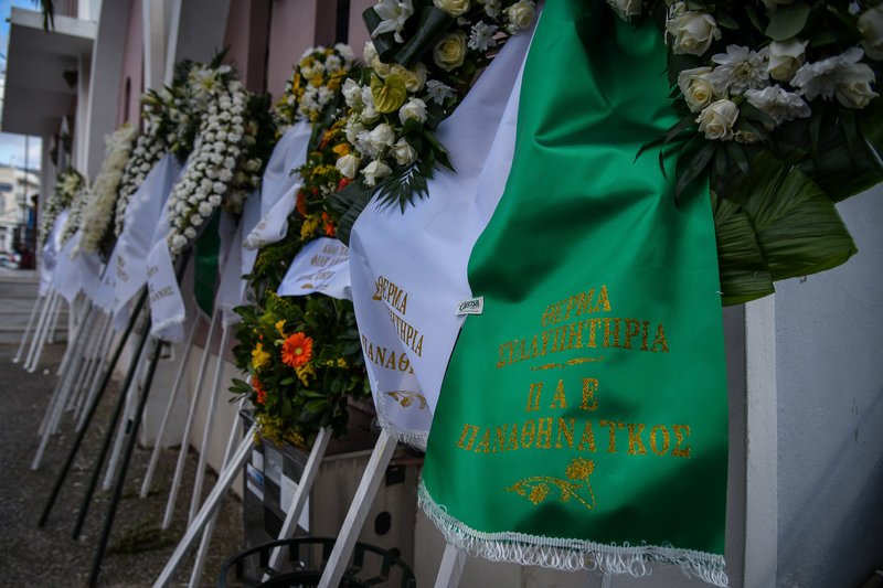 Το τελευταίο «αντίο» στον Ανδρέα Μπόμη [εικόνες] | iefimerida.gr 10