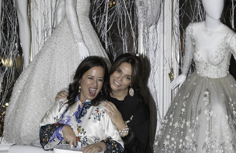 JADE JAGGER & ΣΙΛΙΑ ΚΡΙΘΑΡΙΩΤΗ