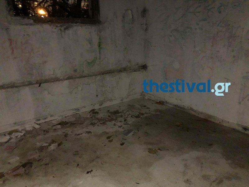 Σε μια αποθήκη του πρώην στρατοπέδου Παύλου Μελά, στην Σταυρούπολη Θεσσαλονίκης, εντοπίστηκε η σορός ενός άντρα