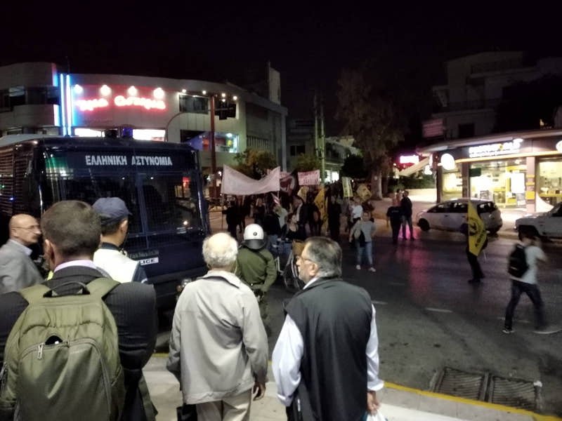 Στιγμιότυπο από την αντιφασιστική πορεία