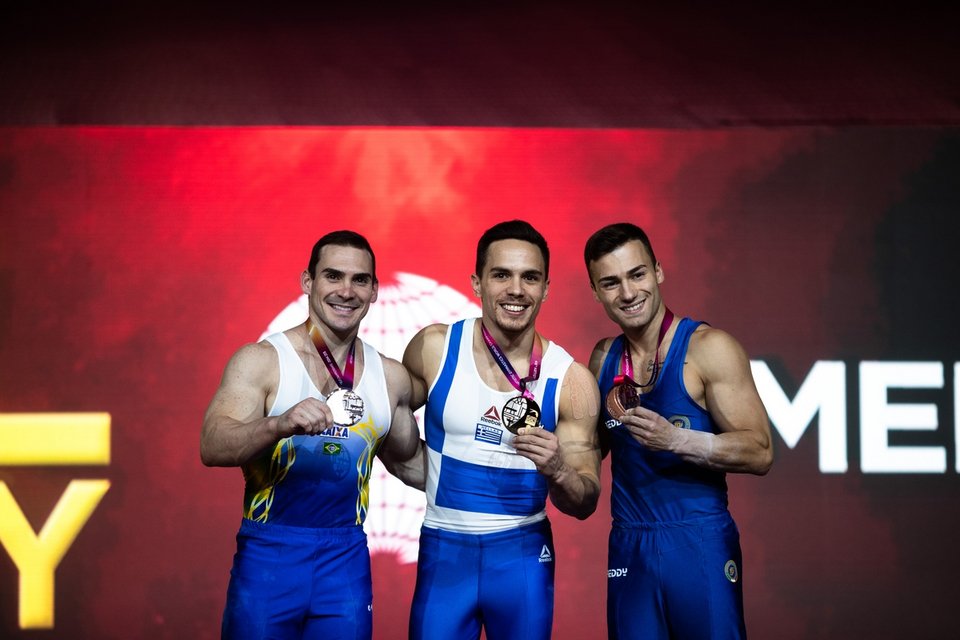 Ο Λευτέρης Πετρούνιας με τους συναθλητές του που ανέβηκαν μαζί του στο βάθρο -Φωτογραφία: Angelos Zymaras / AZSPORTSIMAGES / SOOC