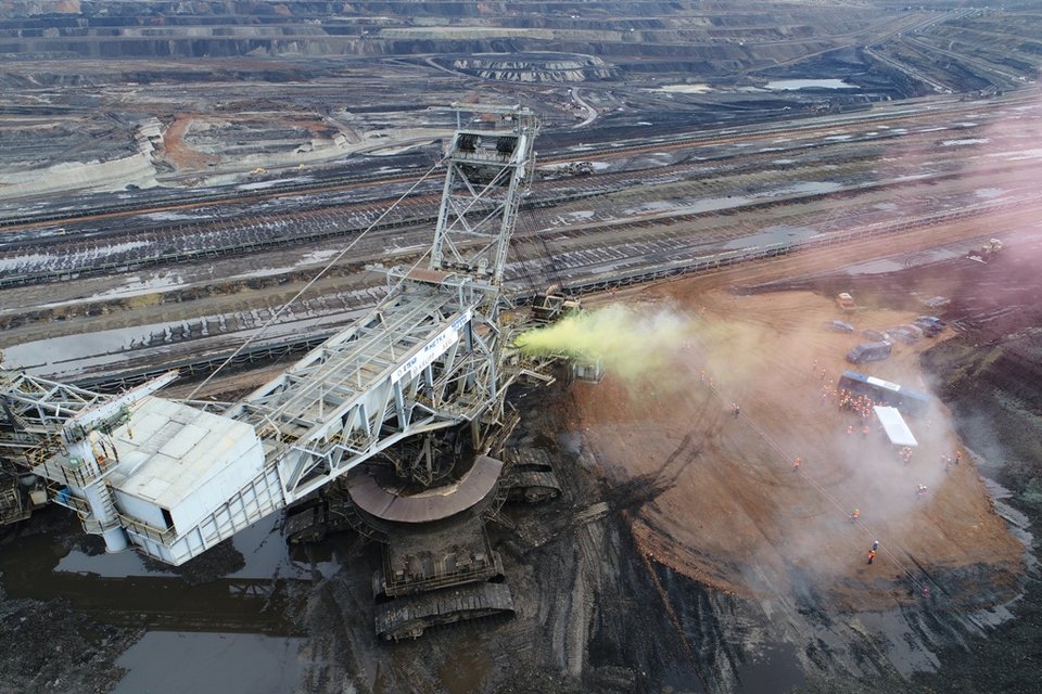 Κοζάνη: Aσκηση για ισχυρό σεισμό εντός των ορυχείων της ΔΕΗ	[εικόνες] | iefimerida.gr 3