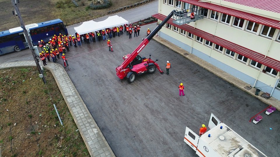 Κοζάνη: Aσκηση για ισχυρό σεισμό εντός των ορυχείων της ΔΕΗ	[εικόνες] | iefimerida.gr 2