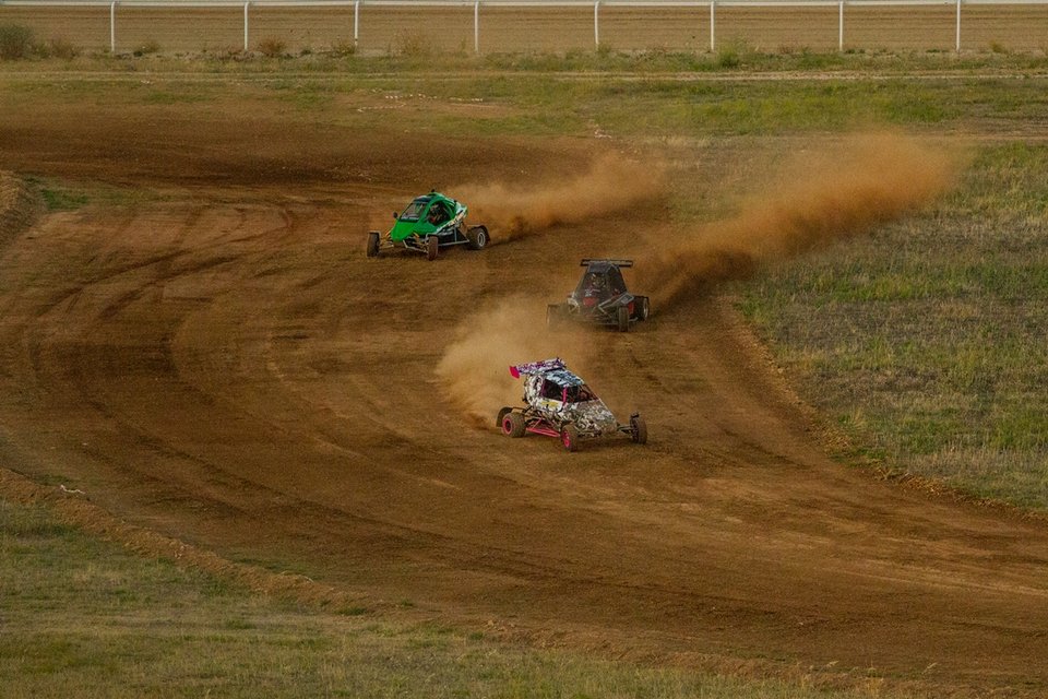 EKO Racing Dirt Games 2018: H χωμάτινη μάχη της χρονιάς στην πίστα του Ιπποδρόμου | iefimerida.gr 2