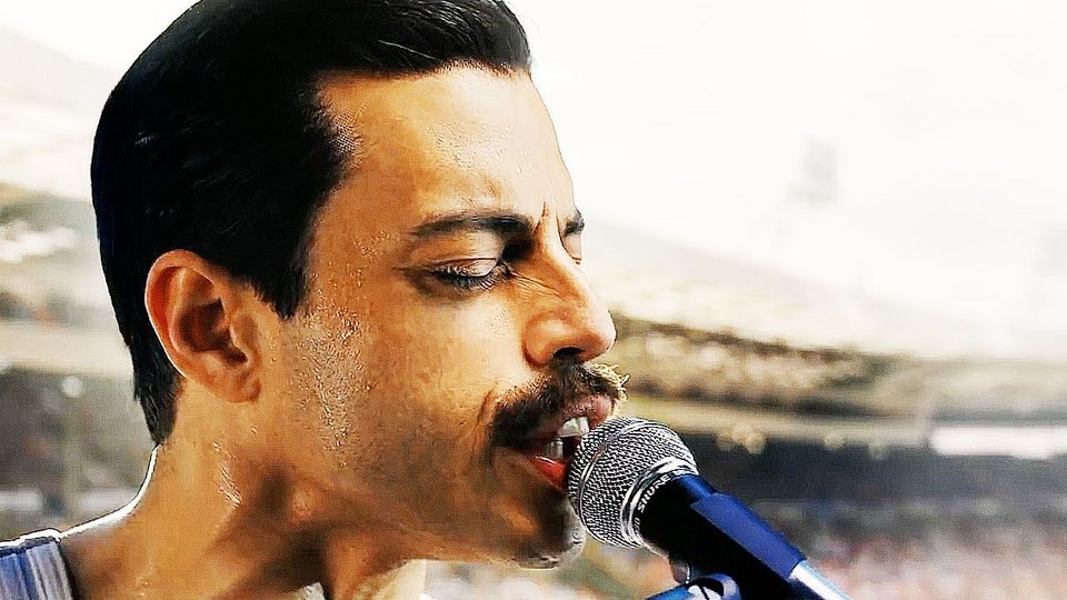 O Ράμι Μάλεκ ως Φρέντι Μέρκιουρι στην ταινία Bohemian Rhapsody