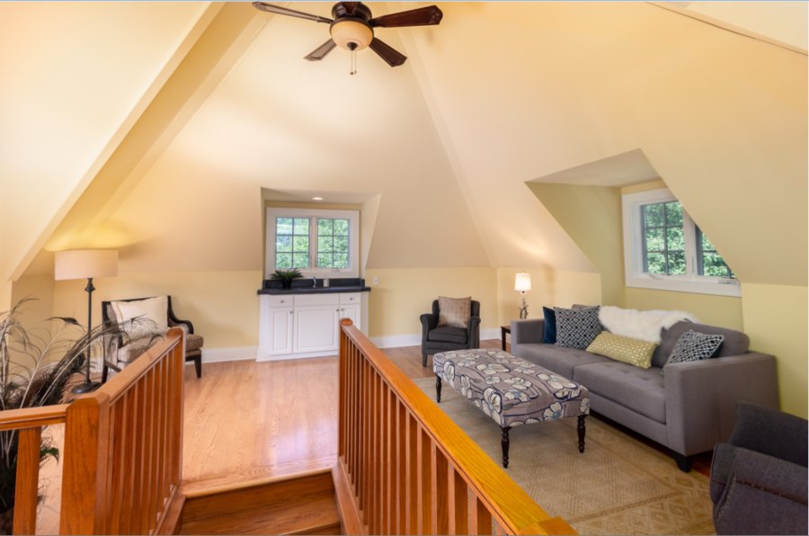 Αυτή είναι η εντυπωσιακή βίλα που μόλις αγόρασε ο Γιάννης Αντετοκούνμπο -Με εσωτερική πισίνα και home theater [εικόνες] | iefimerida.gr 1