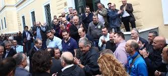 Στιγμιότυπο από την Ευελπίδων, την ημέρα της δίκης