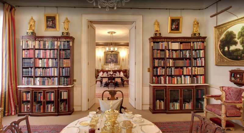 Η βιβλιοθήκη στο Clarence House
