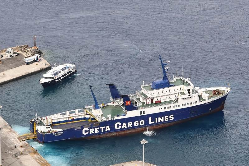Το Νέαρχος Ναυπηγήθηκε στη Δανία και μετασκευάστηκε ολικώς στην Ελλάδα το πρώτο πεντάμηνο του 2016