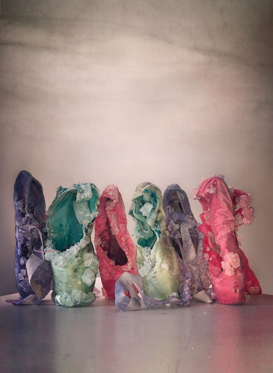 Στη Στέγη τα κρυστάλλινα γλυπτά από ιδρώτα αθλητών και χορευτών [εικόνες] | iefimerida.gr 4