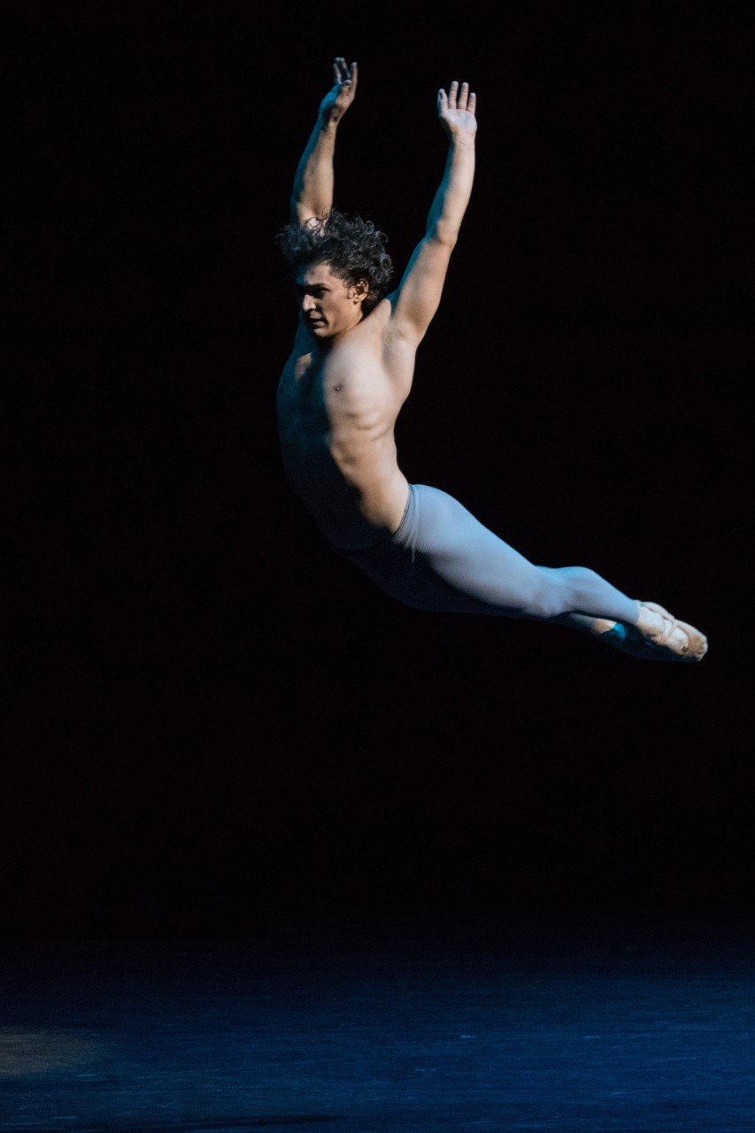 Ιβάν Βασίλιεφ: Στο Μέγαρο ο διάδοχος του Νουρέγιεφ -Ο sold out χορευτής σε όλο τον κόσμο [εικόνες] | iefimerida.gr 4