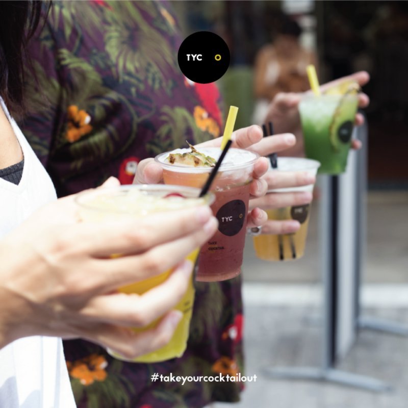 Το TYCO σημαίνει «Take Your Cocktail Out»