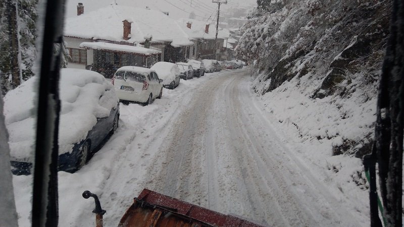 Το έστρωσε και στο Μέτσοβο.