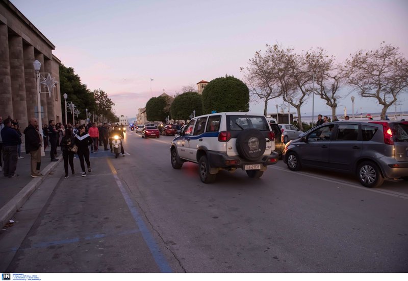 Εγκλημα στη Ρόδο: Προφυλακιστέοι οι δύο νεαροί -Η αστυνομία τους φυγάδευσε, οργή στο νησί [εικόνες&βίντεο] | iefimerida.gr 3