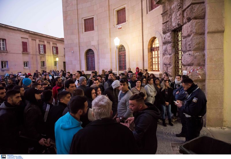 Εγκλημα στη Ρόδο: Προφυλακιστέοι οι δύο νεαροί -Η αστυνομία τους φυγάδευσε, οργή στο νησί [εικόνες&βίντεο] | iefimerida.gr 5