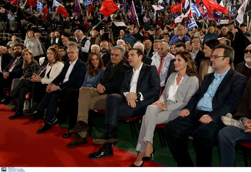 Ο Αλέξης Τσίπρας με την Περιστέρα Μπαζιάνα και τον Πάνο Σκουρλέτη