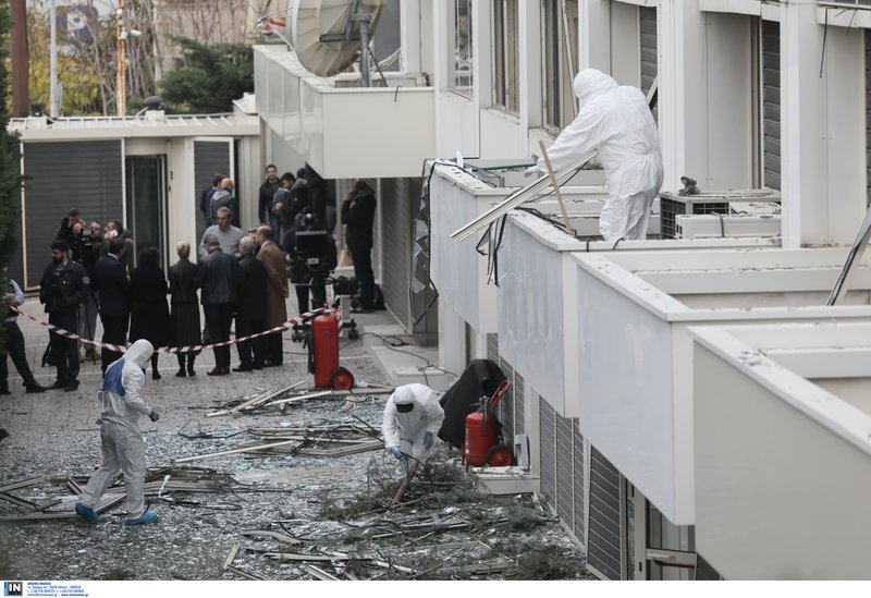Βόμβα στον ΣΚΑΪ: Εβαλαν 10 κιλά εκρηκτικά -Ηθελαν να ισοπεδώσουν το κτίριο | iefimerida.gr 0