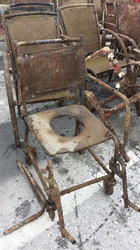 Απίστευτο! Καθάρισαν τον βυθό στο Γύθειο και βρήκαν από ποδήλατα μέχρι καρότσια σούπερ μάρκετ [εικόνες] | iefimerida.gr 10