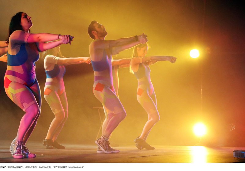 Η εμφάνιση της χορευτικής ομάδας Rainbow Dance / Φωτογραφία: ΝPD Photo Agency