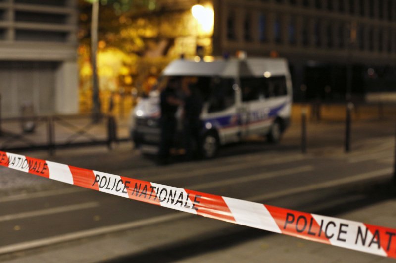 2018, Γάλλος γεννημένος στην Τσετσενία επιτίθεται με μαχαίρι εναντίον διερχομένων στη συνοικία Οπερά, στην καρδιά του Παρισιού