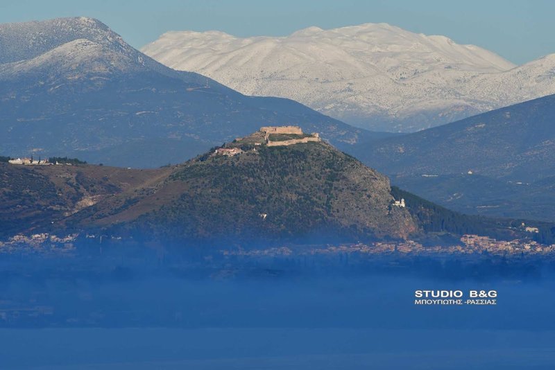 Εντυπωσιακό φαινόμενο: Η θάλασσα στο Ναύπλιο «βράζει» [εικόνες & βίντεο] | iefimerida.gr 6
