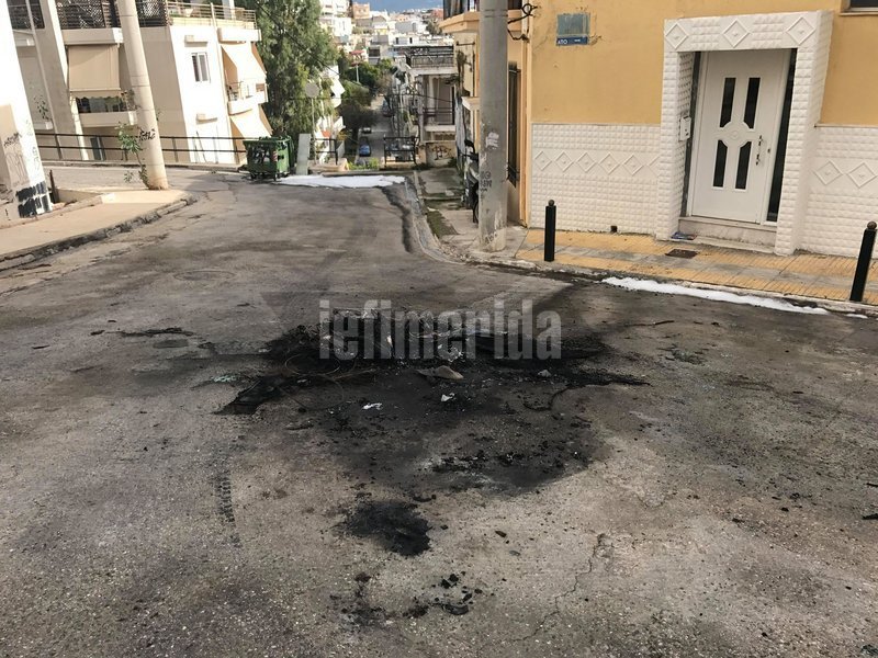 Βρέθηκε ύποπτο ΙΧ στα Πετράλωνα -Μπορεί να συνδέεται με τη βόμβα στον ΣΚΑΪ | iefimerida.gr 3