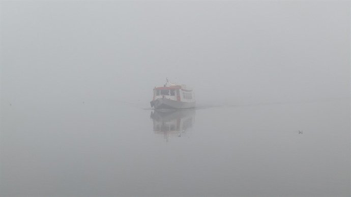 Μαγικό τοπίο: Η λίμνη Ιωαννίνων εξαφανίστηκε λόγω της πυκνής ομίχλης [εικόνες] | iefimerida.gr 3