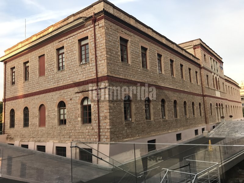 5. Μία από τις σφοδρότερες μάχες των Δεκεμβριανών δόθηκε στο Σύνταγμα Χωροφυλακής Μακρυγιάννη.