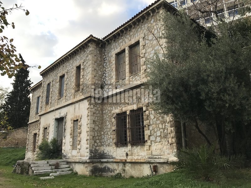 Δεκεμβριανά: Τα κτίρια της Αθήνας που φέρουν ακόμη και σήμερα τα σημάδια από τις σφαίρες της αιματηρής σύγκρουσης [εικόνες] | iefimerida.gr 9