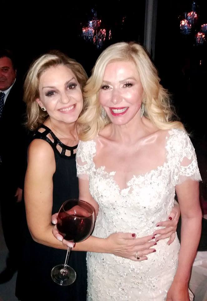 Παντρεύτηκε η Λίζα Δουκακάρου -Ο ξέφρενος χορός της νύφης στο πάρτι του γάμου [εικόνες & βίντεο] | iefimerida.gr 0