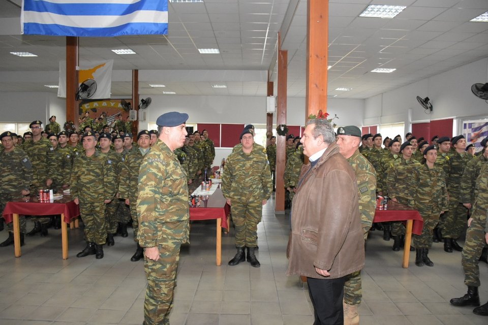 Καμμένος: Θα τσακίσουμε όποιον αμφισβητήσει την εδαφική μας ακεραιότητα | iefimerida.gr 3