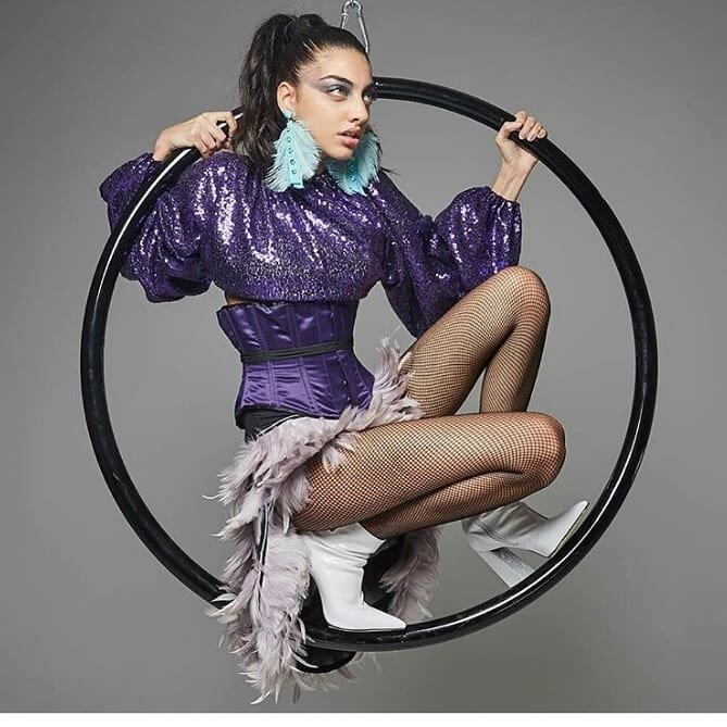 GNTM: Σήμερα ο τελικός, ποιες είναι οι τρεις φιναλιστ και πόσο άλλαξαν από τότε που μπήκαν στο παιχνίδι [εικόνες] | iefimerida.gr 1