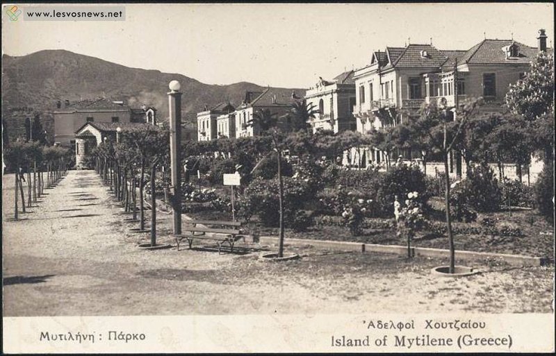 Η Μυτιλήνη το '50, ένα διαμάντι στο Αιγαίο, σαν καρτ ποστάλ -Με μοναδικά αρχοντικά [εικόνες] | iefimerida.gr 5