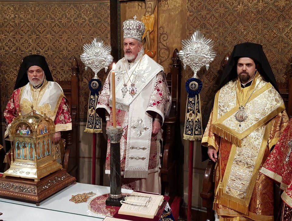 Πανηγυρική Τρισαρχιερατική Θεία Λειτουργία τελέσθηκε σήμερα το πρωί στον Μητροπολιτικό Ιερό Ναό Αγίου Στεφάνου Παρισίων