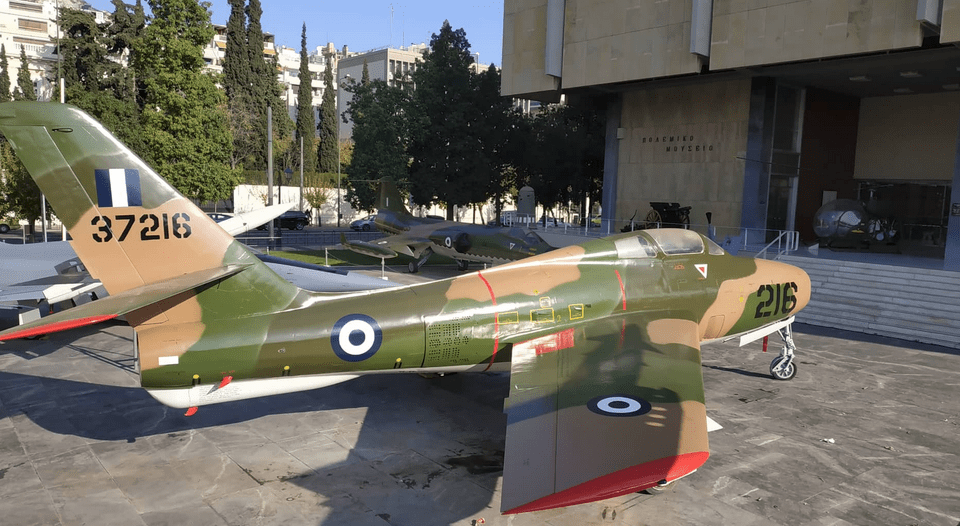 Ετοιμο συντηρημένο και βαμμένο στον προαύλιο χώρο του Μουσείου