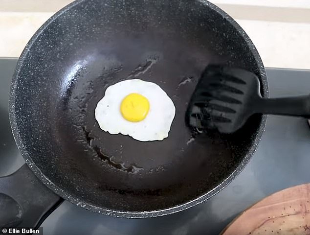  Μπορείς να βρεις το ασυνήθιστο σε αυτό το πρωινό; -Γιατί το Ιντερνετ σοκαρίστηκε με αυτή τη φωτό [εικόνες] | iefimerida.gr 3