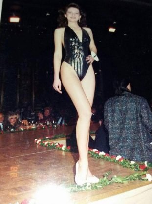 Φωτογραφία από τα καλλιστεία του 1988.